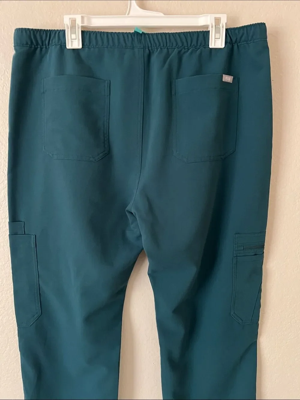 Like New! FIGS Cairo Straight Leg Scrub Trouser™ PO#1643 Caribbean Blue Size XL